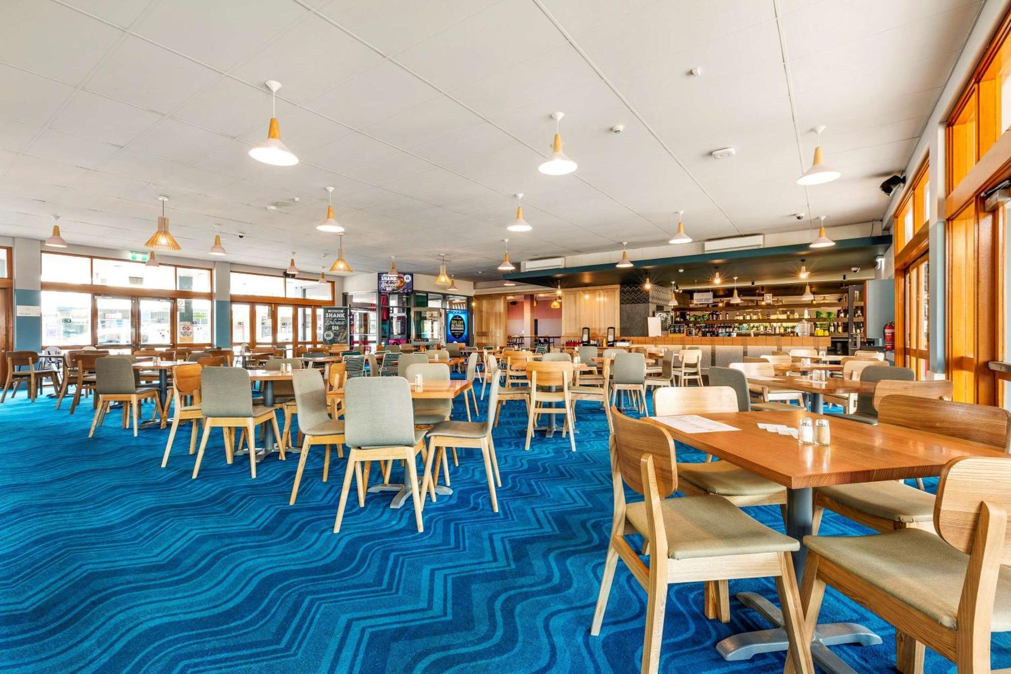 Nightcap At Ocean Beach Hotel Umina Beach Bagian luar foto